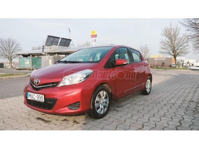 TOYOTA YARIS 1.33 Executive MAGYAR! SÉRÜLÉS MENTES TOLATÓ KAMERA. KLÍMA. TOUCH SCREEN