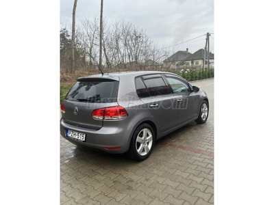 VOLKSWAGEN GOLF VI 1.6 Comfortline