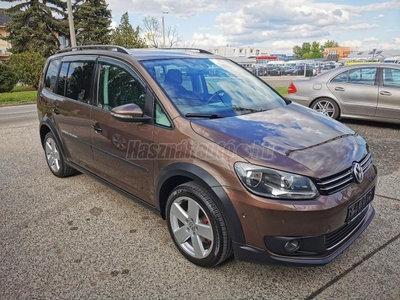 VOLKSWAGEN TOURAN 2.0 CR TDI Highline DSG [7 személy] Cross! Friss műszakival! 170 LE!