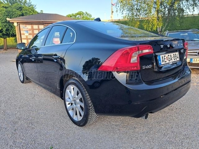 VOLVO S60 2.0 D [D3] Summum Geartronic Bőr! Navi! 4Ülés és kormányfűtés!! Parkradar! Tempomat! Sávtartó!Holttér-figyelő