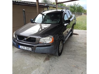 VOLVO XC90 4.4 V8 Summum Geartronic