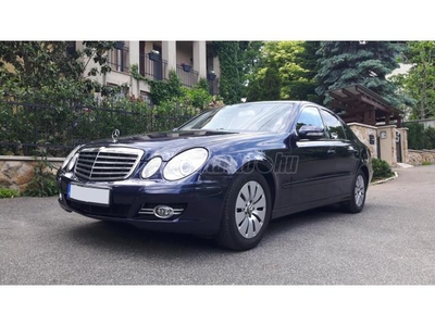 MERCEDES-BENZ E 200 Kompr. Elegance kevés km