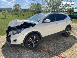 Nissan Qashqai 1.3 DIG-T Tekna DCT Panoráma-AUT...