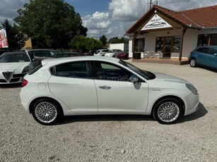 ALFA ROMEO GIULIETTA 2.0 JTDM-2 Distinctive TCT