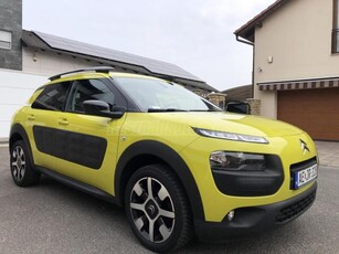 CITROEN C4 CACTUS 1.2 PureTech Feel GYÖNYÖRŰ ÚJSZERŰ ÁLLAPOT. PANORÁMA ÜVEGTETŐ.SOK EXTRA.LEINFORMÁLHATÓ.FRISS SZERV