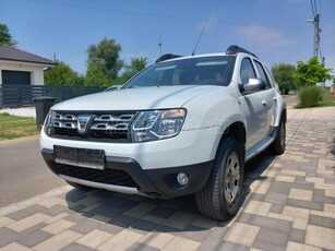 DACIA DUSTER 1.6 Outdoor 109ekm.navi.horog.tempomat.végig szakszerviz