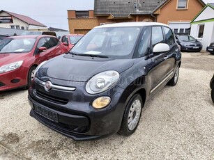 FIAT 500L 1.4 T-Jet Lounge Végig Fiat Szervizkönyv