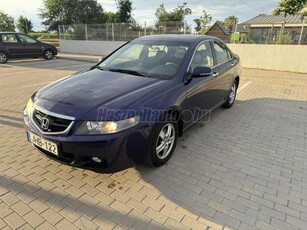 HONDA ACCORD 2.0 Comfort (Automata) Magyarországi. Friss Műszaki Végig Márkaszervizben szervizelt. Téli nyári kerék