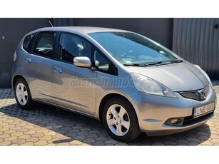 HONDA JAZZ 1.4 Elegance (Automata) MAGYARORSZÁGI MAKULÁTLAN ÁLLAPOT! KM GARANCIÁVAL