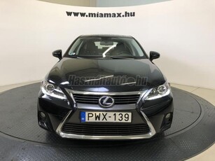 LEXUS CT 200h Comfort CVT Navi 73.627 km! vezetett szervizkönyves. leinformálható