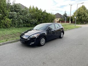 MAZDA 3 Sport 1.6 D TX Feketemetál- leinformálható-Digit klíma