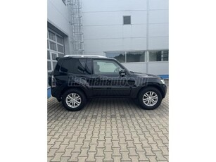 MITSUBISHI PAJERO 3.2 DI-DC Intense (Automata) Rövid