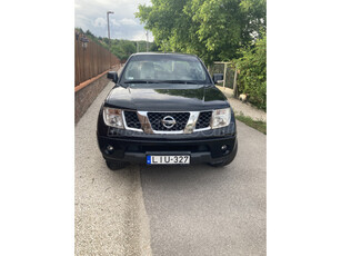 NISSAN NAVARA 4WD Double 2.5D SE