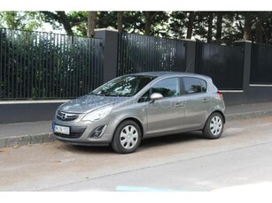 OPEL CORSA D 1.4 Active 17 000 km Szervizkönyv