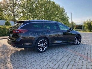 OPEL INSIGNIA Sports Tourer 2.0 CDTI AWD Country Tourer Business Start Stop (Automata) 210 LE + Összkerekes + Full Extra + Azonnal Vihető