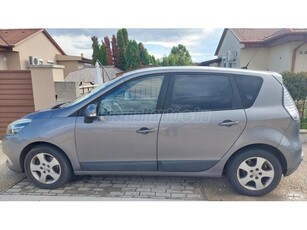 RENAULT SCENIC Scénic 1.5 dCi Expression