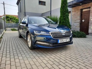 SKODA SUPERB Combi 2.0 TDI SCR Ambition Magyar forgalomba helyezés. 4 ülésfűtés