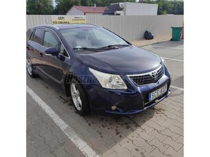 TOYOTA AVENSIS Wagon 2.2 D-4D Sol