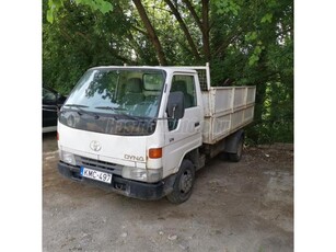 TOYOTA DYNA