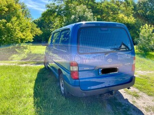 TOYOTA HI-ACE Hiace 2.5 D-4D Panel Van 168 000 Km + AJÁNDÉK 4 TÉLI GUMI FELNIVEL