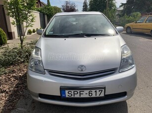 TOYOTA PRIUS 1.5 HSD 2006 (Automata) 256000 KM