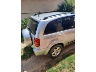 TOYOTA RAV 4 Rav4 2.0 D 4x4