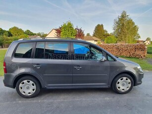 VOLKSWAGEN TOURAN 1.9 PD TDi Trendline