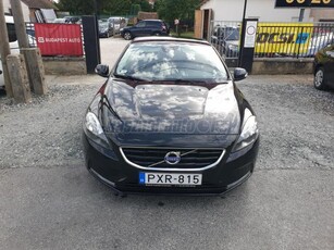 VOLVO V40 1.6 D [D2] Kinetic