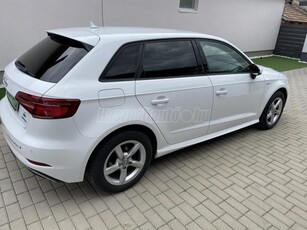 AUDI A3 Sportback 1.4 TFSI Attraction S-tronic e-tron