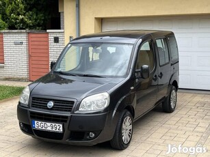 Fiat Doblo Dobló Panorama 1.3 JTD Family (7 sze...