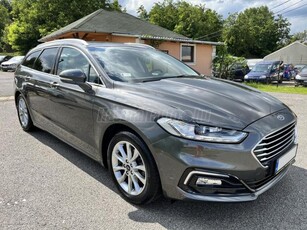 FORD MONDEO 2.0 EcoBlue Titanium Magyarországi Első tulajdonos!Szervizkönyv!Gyári Garancia!Dynamic LED!