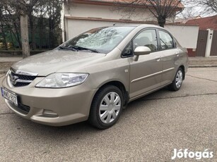 Honda City 1.4 LS Klima