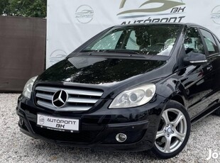 Mercedes-Benz B 180 CDI Blueefficiency (Automat...