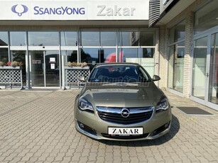 OPEL INSIGNIA 1.8 EURO6 Mo.i. 1 Tulajdonos. Vezetett szervizkönyv. Gyári fényezés. 61850Km!!