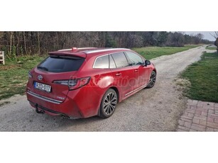 TOYOTA COROLLA 2.0 Hybrid Executive e-CVT Touring Sports