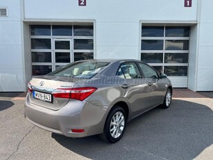 TOYOTA COROLLA Sedan 1.6 Active Design