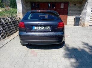 AUDI A3 1.6 TDI e Attraction DPF