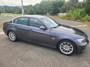 BMW 325d Navigáció. Napfénytető. Bőr kárpit. Xenon. Nagy kerekek