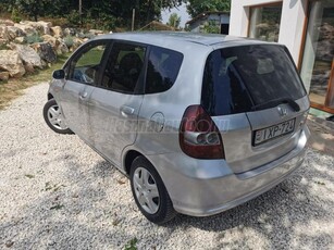 HONDA JAZZ 1.4 ES Magyar. rozsdamentes