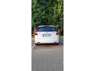 HYUNDAI I30 i30u CW 1.4 DOHC Life