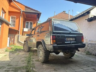 JEEP CHEROKEE 2.5 TD Sport