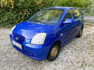 KIA PICANTO 1.0 LX Young Magyarországi. Vezetett szervizkönyv