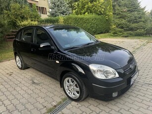 KIA RIO 1.4 EX Cool Friss 2 év műszaki! Jéghideg klíma! Új téli - nyári gumikkal! Szép állapotú!