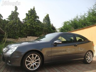 Mercedes-Benz C 180 Kompressor Sportcoupe Karam...