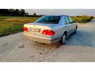 MERCEDES-BENZ E 430 4Matic Elegance (Automata) MAGYAR FRSZ: PBC-971