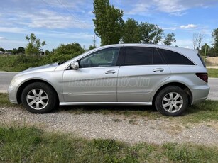 MERCEDES-BENZ R 320 CDI 4Matic (Automata) (6 személyes )