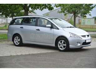 MITSUBISHI GRANDIS 2.0 DI-D Instyle ((7 személyes )) LEKÖVETHETŐ 152e.KM! VEZETETT SZ.KÖNYV! SZÉP ÁLLAPOT!