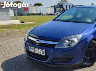 Opel Astra H Caravan 1.4 Elegance Szervizkönyve...