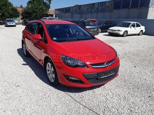 OPEL ASTRA J Sports Tourer 1.4 T Cosmo EURO6 Ülésfűtés! Tempomat!félbőr!17- col felni!