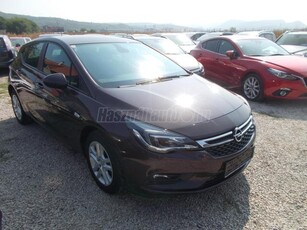 OPEL ASTRA K 1.0 T Start-Stop Enjoy SZERVIZKÖNYV.DIGIT KLÍMA.ÜLÉS ÉS KORMÁNY FŰTÉS.START-STOP